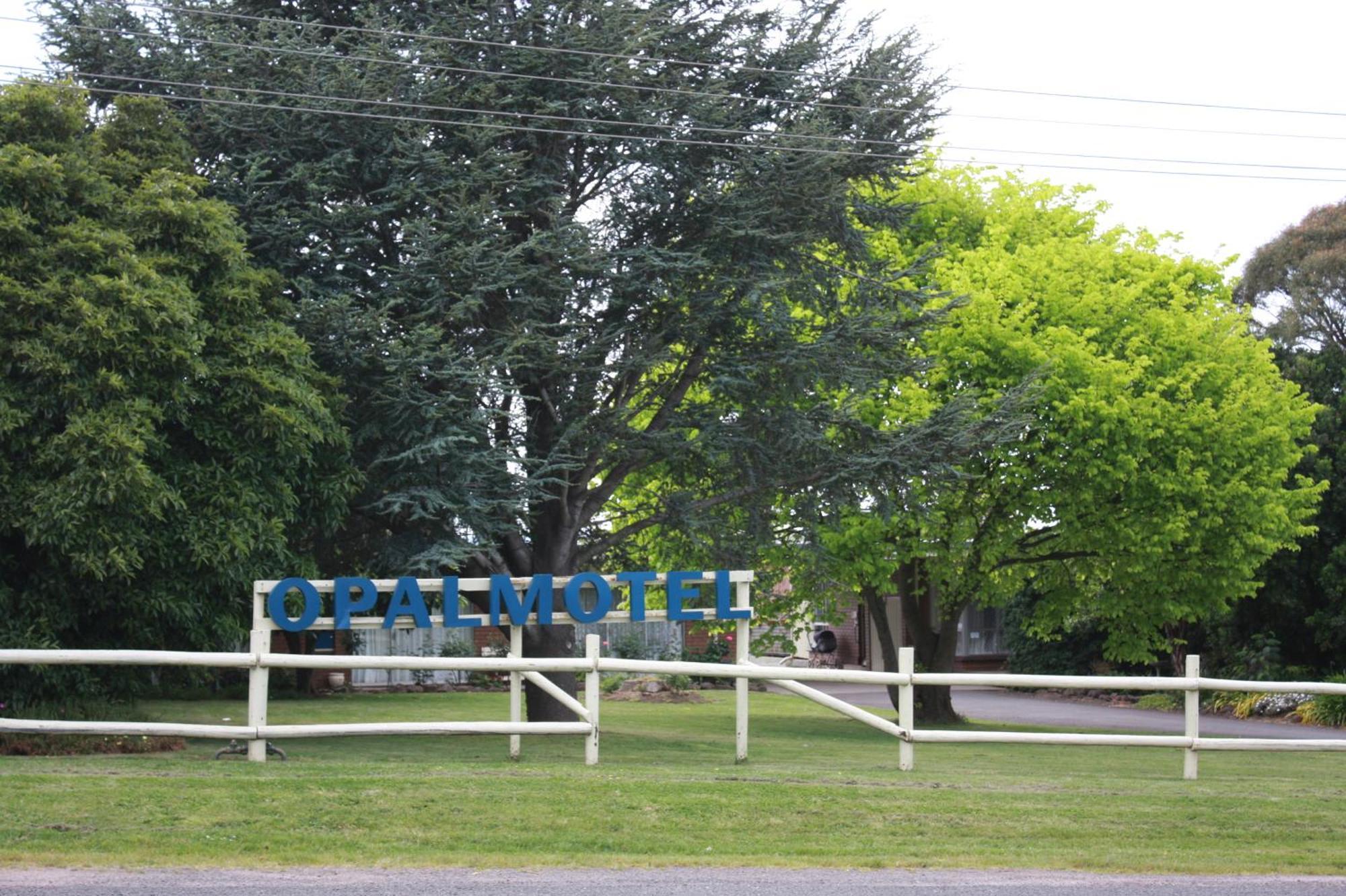 Opal Motel Leongatha Kültér fotó