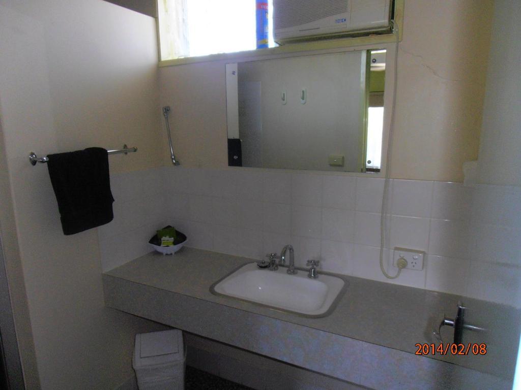 Opal Motel Leongatha Szoba fotó